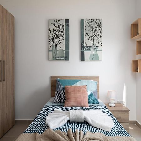 Modern 2Br Stylish Apartment With 2 Balconies - Close To St Julian'S & Sliema & Yacht Marina Pieta Ngoại thất bức ảnh