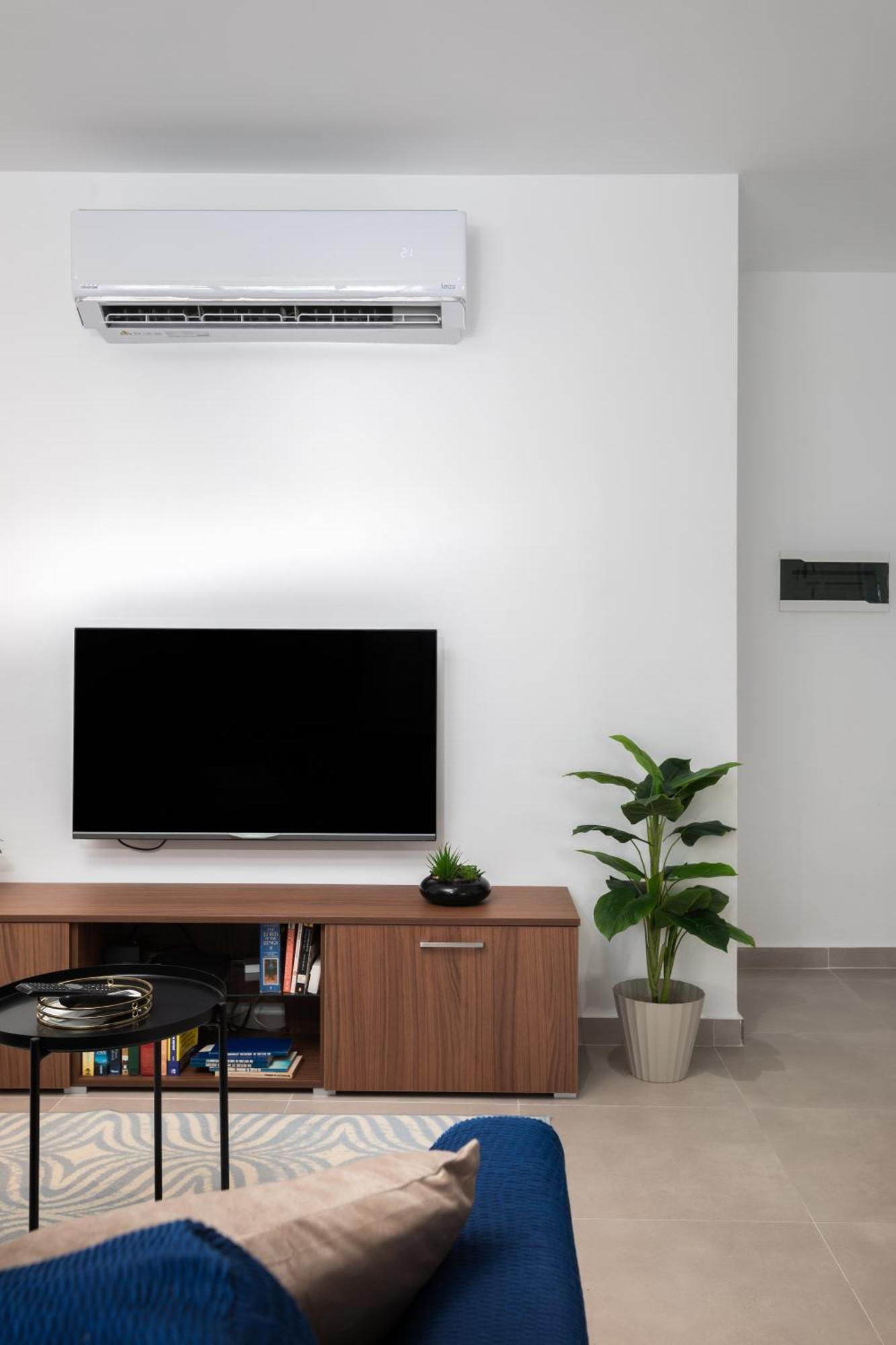 Modern 2Br Stylish Apartment With 2 Balconies - Close To St Julian'S & Sliema & Yacht Marina Pieta Ngoại thất bức ảnh