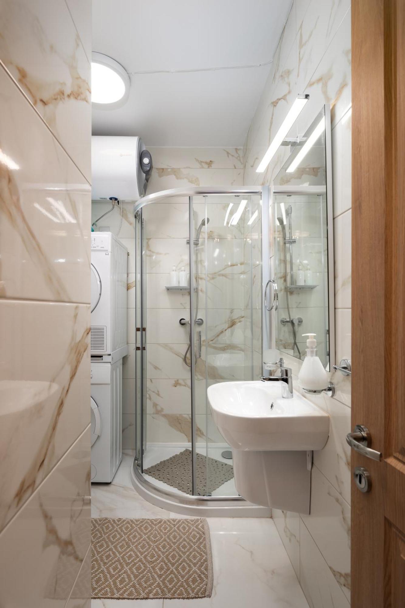 Modern 2Br Stylish Apartment With 2 Balconies - Close To St Julian'S & Sliema & Yacht Marina Pieta Ngoại thất bức ảnh