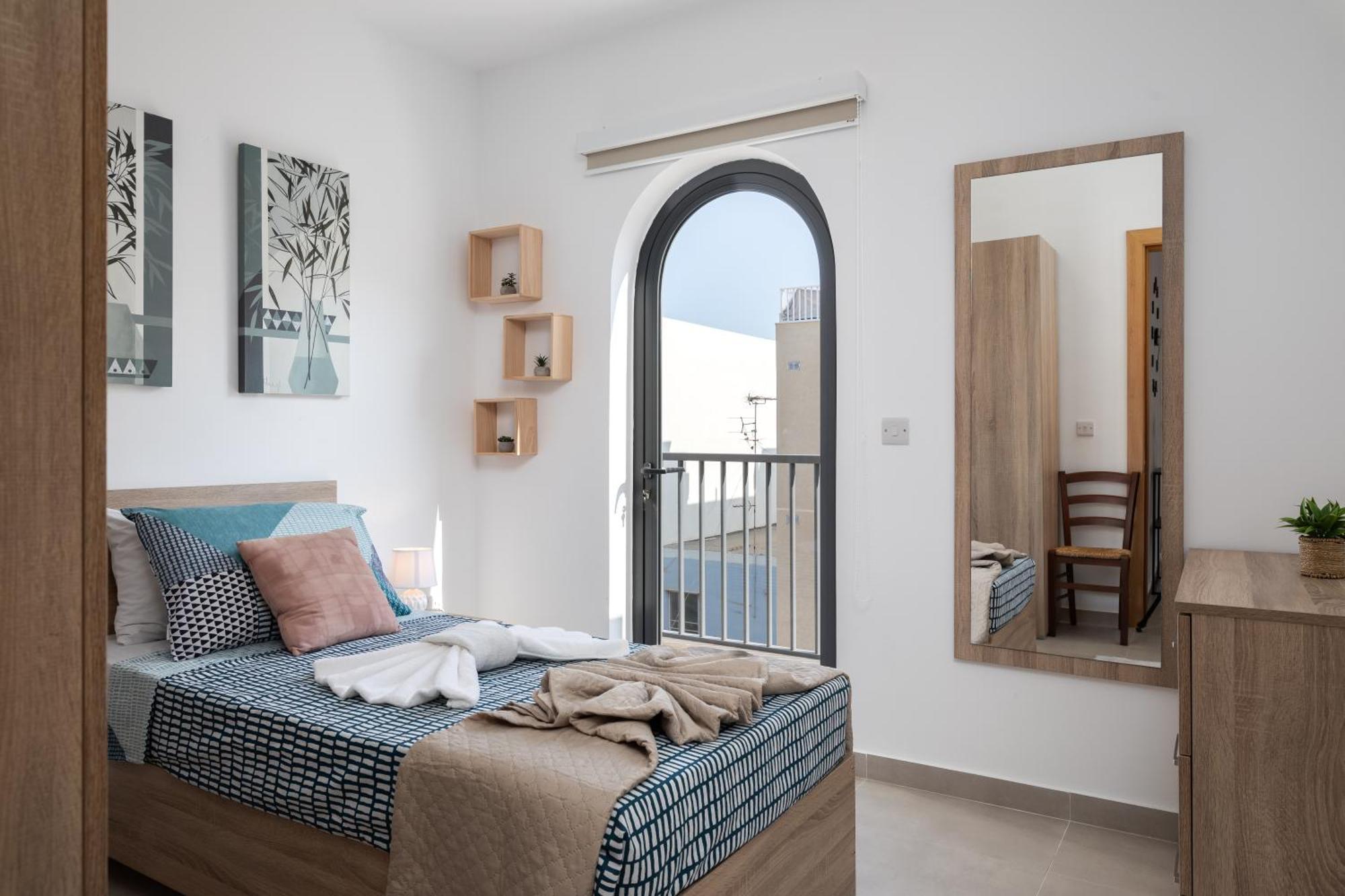 Modern 2Br Stylish Apartment With 2 Balconies - Close To St Julian'S & Sliema & Yacht Marina Pieta Ngoại thất bức ảnh